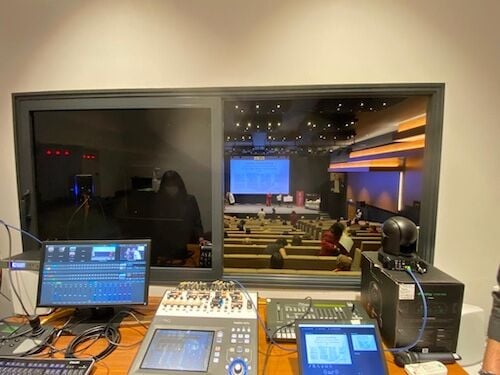 İstinye Üniversitesi