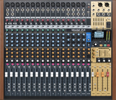 Аналого-цифровой микшер Tascam Model 24