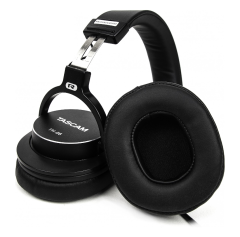 Tascam TH-06 Professional Headphones with Extra Bass